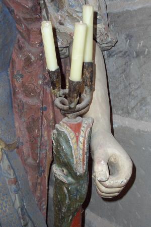 Remate del báculo de la catedral de Sigüenza. Se parece mucho al de Moratilla, pero el candelabro de hierro que posee en la cabeza tiene los brazos retorcidos